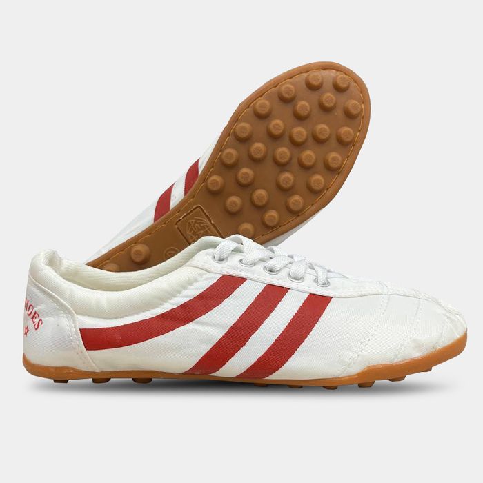 Giay_bata_dinh_3_lop_Trang_Do