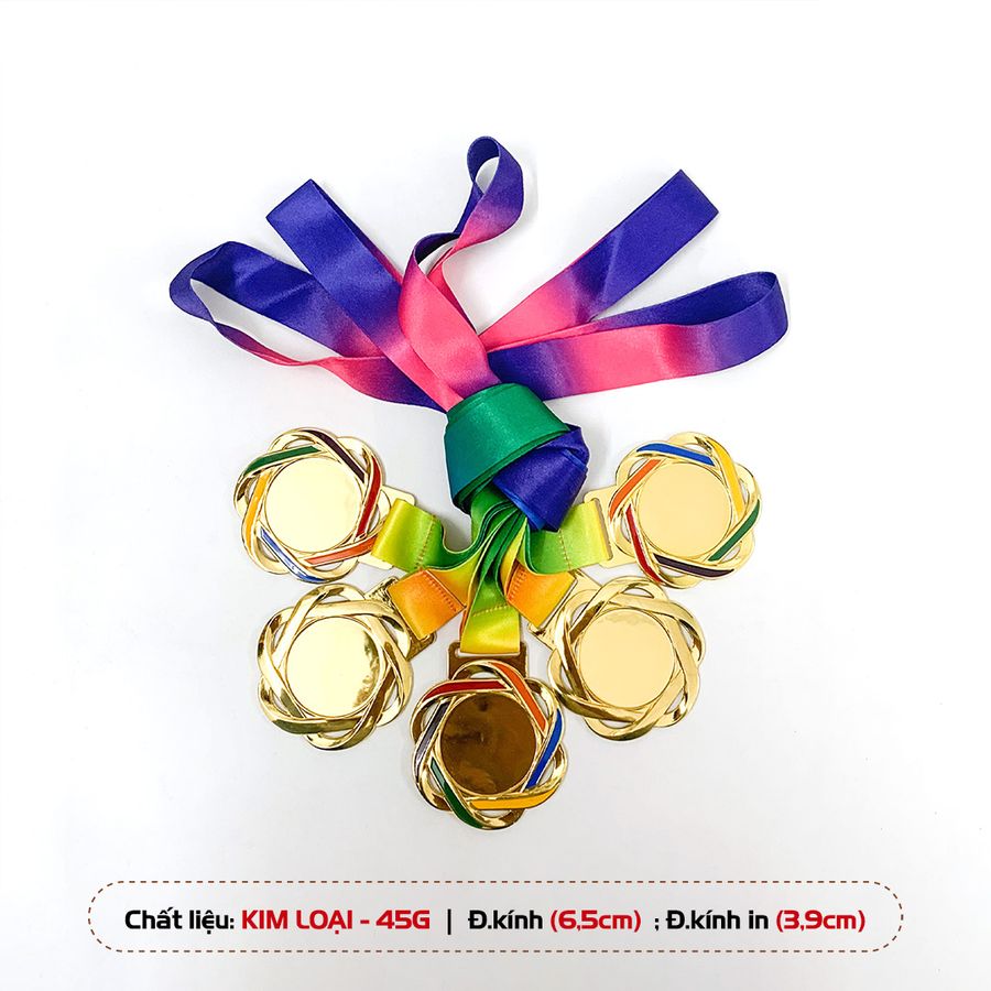 Huy_Chuong_7_Mau_Vang