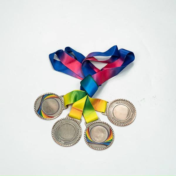 Huy_Chuong_7_Mau_Dong