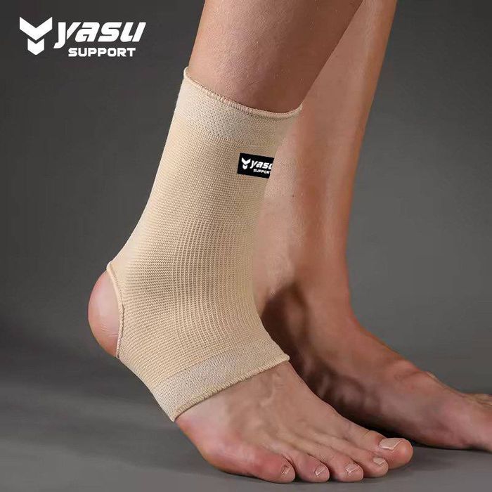 Bang_Co_Chan_Yasu_7326_Vang_Da