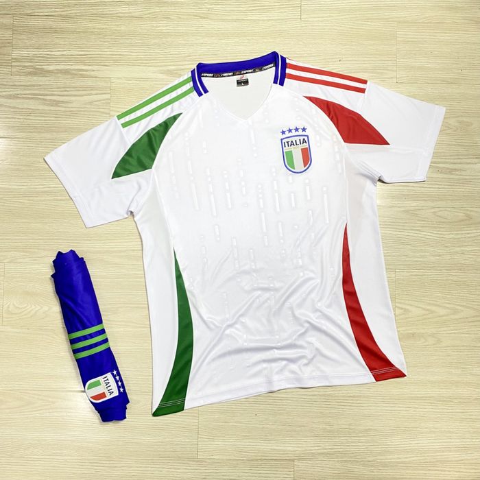 Quan_ao_JS_Italia_2024_Trang