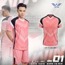 Quan_ao_Win_01_Hong