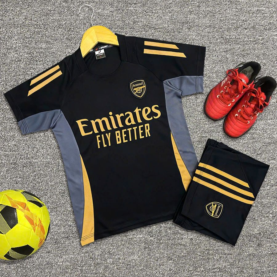 QA_Tre_em_JS_Arsenal_Training_Lon_Den