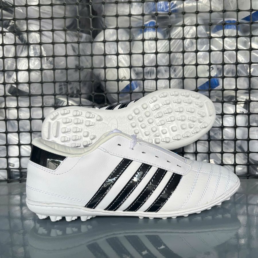 Giay_tre_em_4_soc_Peace_Trang_Den