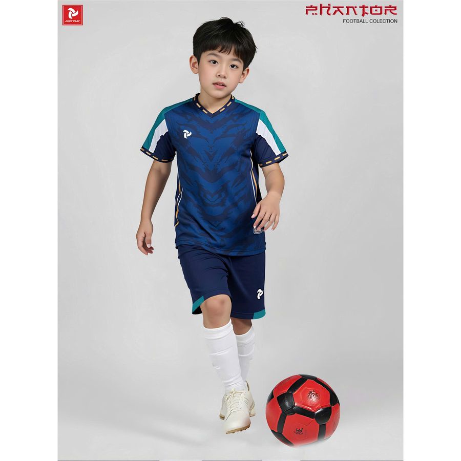 QA_Tre_em_JP_Phantor_Xanh_Den